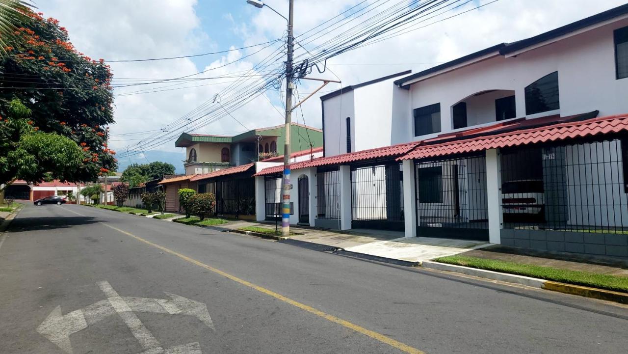 Don Carlos Place Upper Unit Alajuela Exteriör bild
