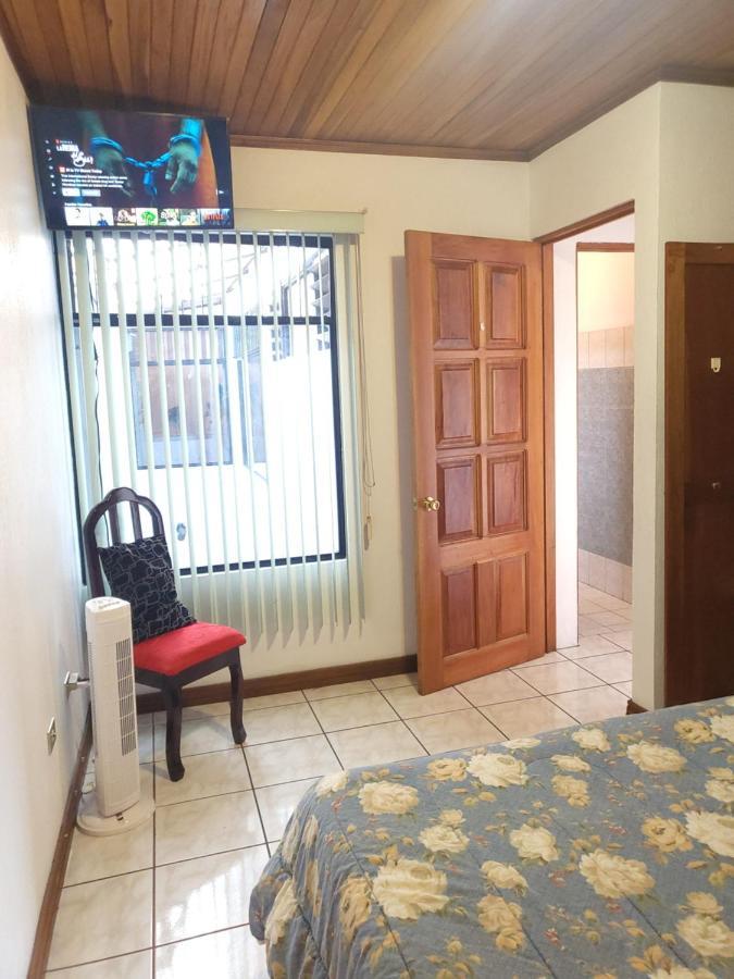 Don Carlos Place Upper Unit Alajuela Exteriör bild
