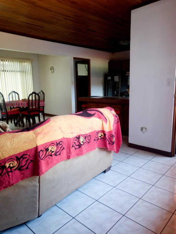 Don Carlos Place Upper Unit Alajuela Exteriör bild